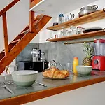 378 Verrerie - Superbe Studio A Apartment